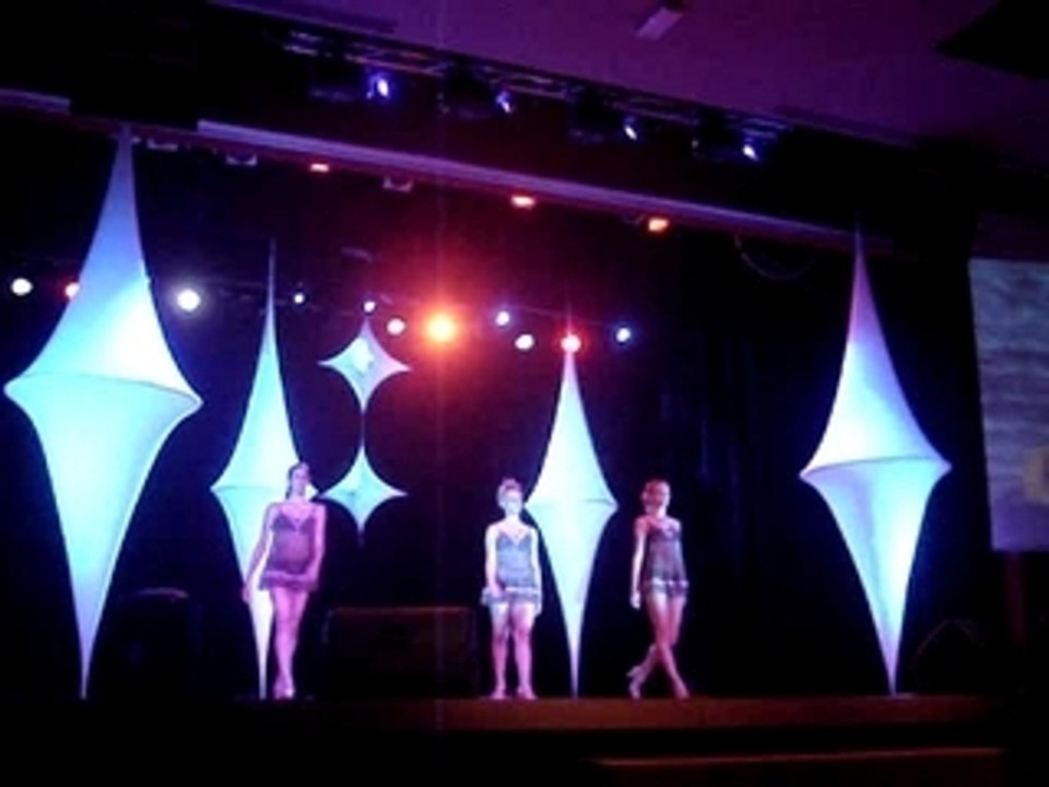 Danseuses niçoises à Opio 4