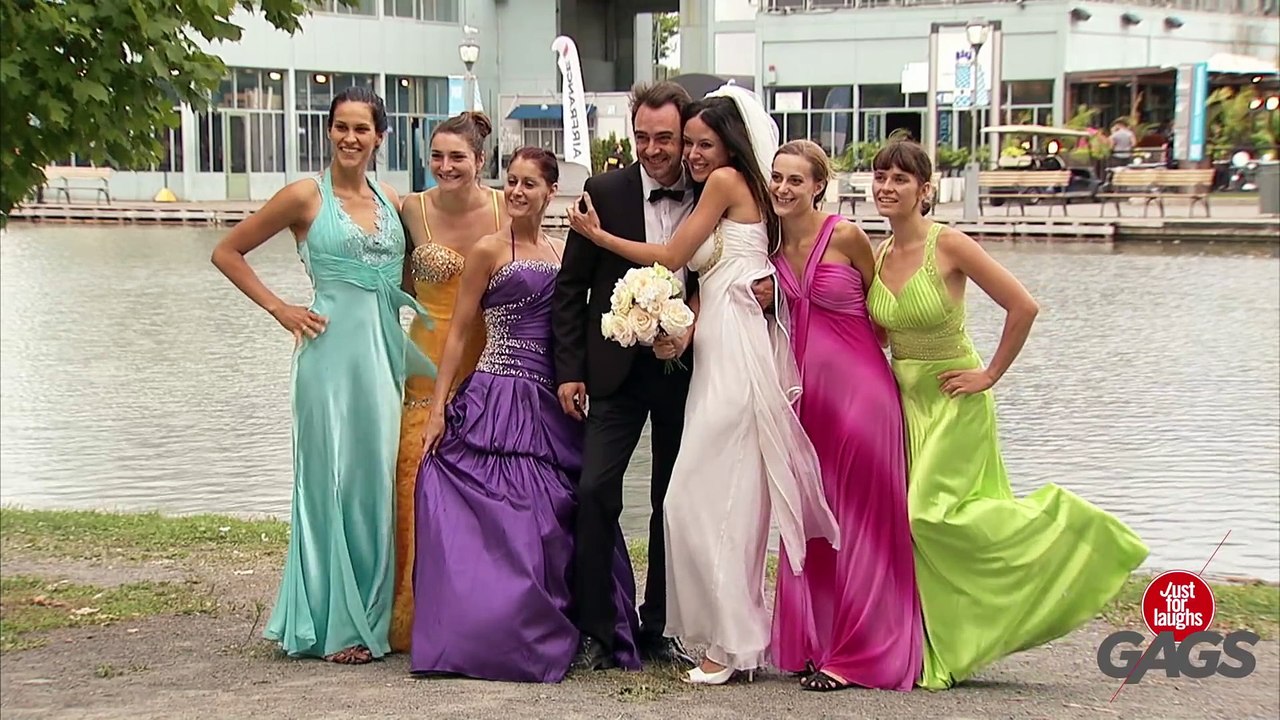 Bridesmaids Epic Catching Bouquet Fail !