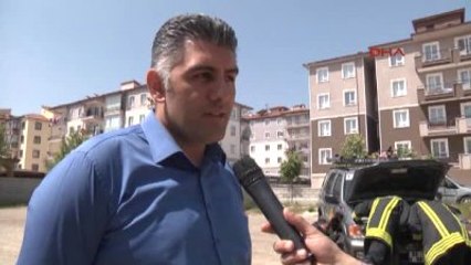 Isparta Off-Road Aracına Giren Yılanı İtfaiye Çıkardı