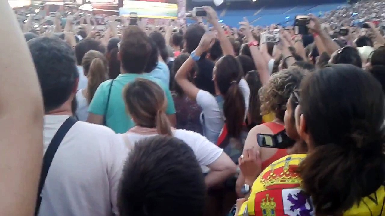 Intro WWAT + Midnight Memories 10/07