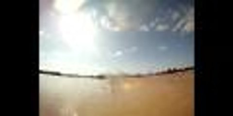 Dans la peau d'un surfeur sur le mascaret de Saint-Pardon (33)