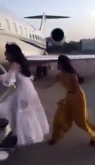 Fight Between Jacqueline Fernandez & Other Actress On Airport