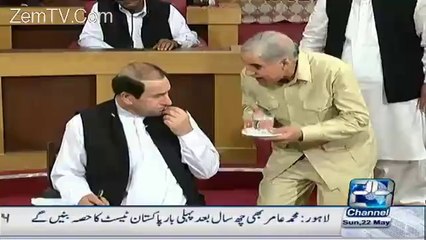 Nawaz Sharif Ne Assembly Mein 7 Sawal Ke Jawab Kese Diye? Dekhiye