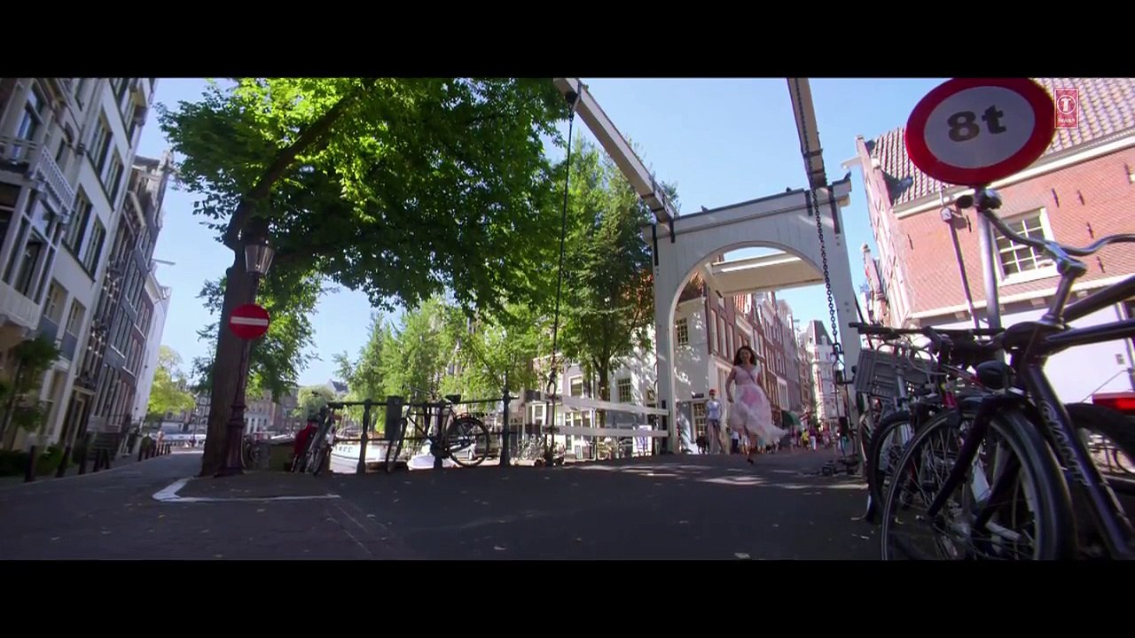 Queen: Kinare Full Video Song | Amit Trivedi | Kangana Ranaut | Raj Kumar Rao