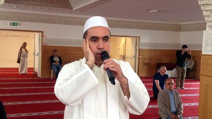 MEDINE MAKAMI EZAN - HAFIZ METIN DEMIRTAS.Adhan Madinah Munawwarah. Arap makami ezan. Medine makaminda ezan. BU EZANI MUTLAKA DINLEYIN! ICINIZI TITRETEN YANIK MEDINE EZANI. Azan Madinah mp3. Azan Masjid Nabawi. Azan Sheikh Essam Bukhari Madinah Munawwarah