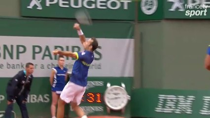 Stepanek régale contre les Bryan avec ce coup par-dessus la tête !