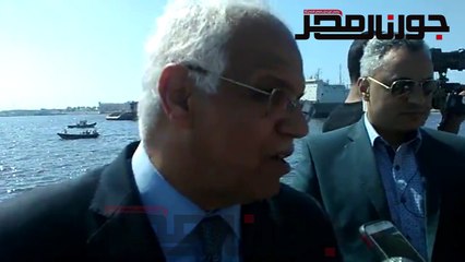 جلال السعيد خلال زيارته بالإسكندرية يكشف خطة تطوير "قطار الغلابة"