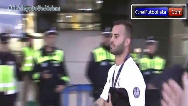 Caras de felicidad de los jugadores del Real Madrid tras ser campeones de Champions League • 2016