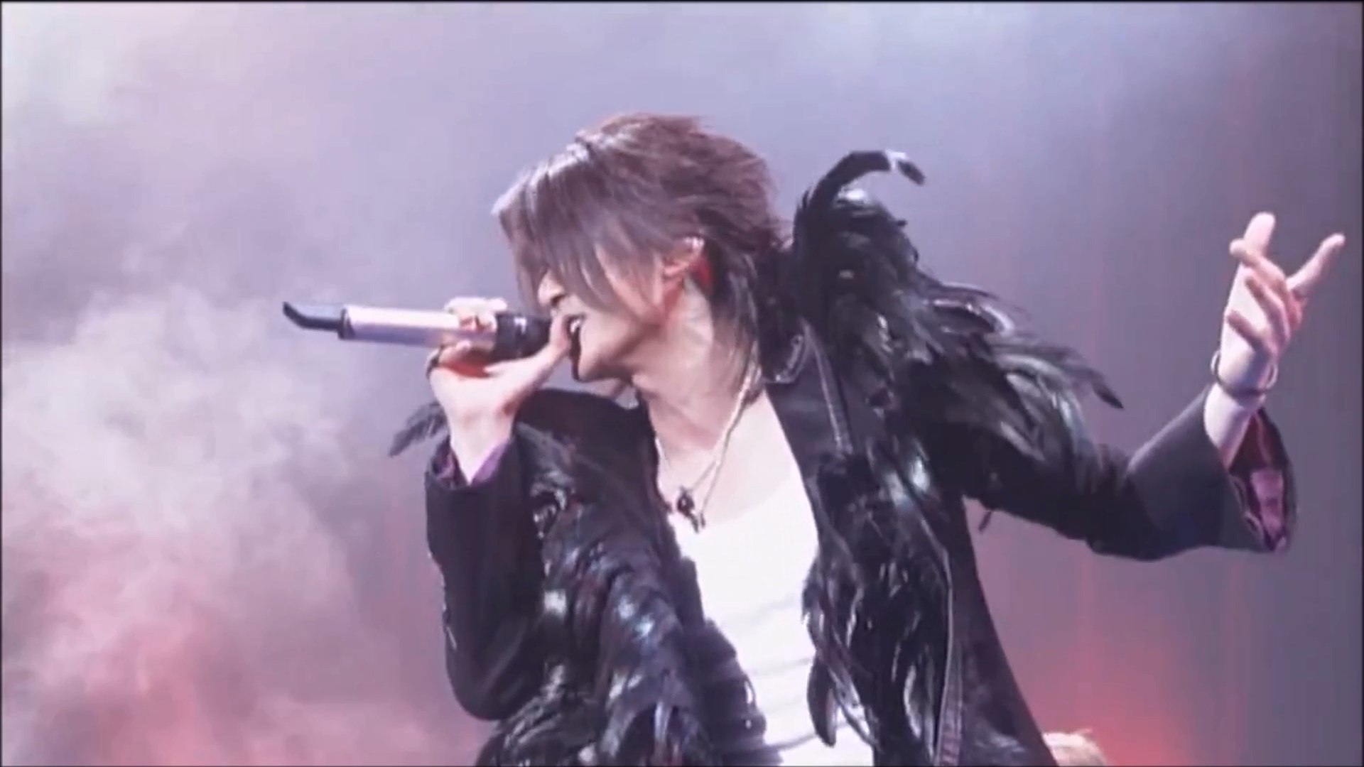 GLAY 『ALL I WANT』 CONCERT TOUR 2004 X-RATED HD - 動画 Dailymotion