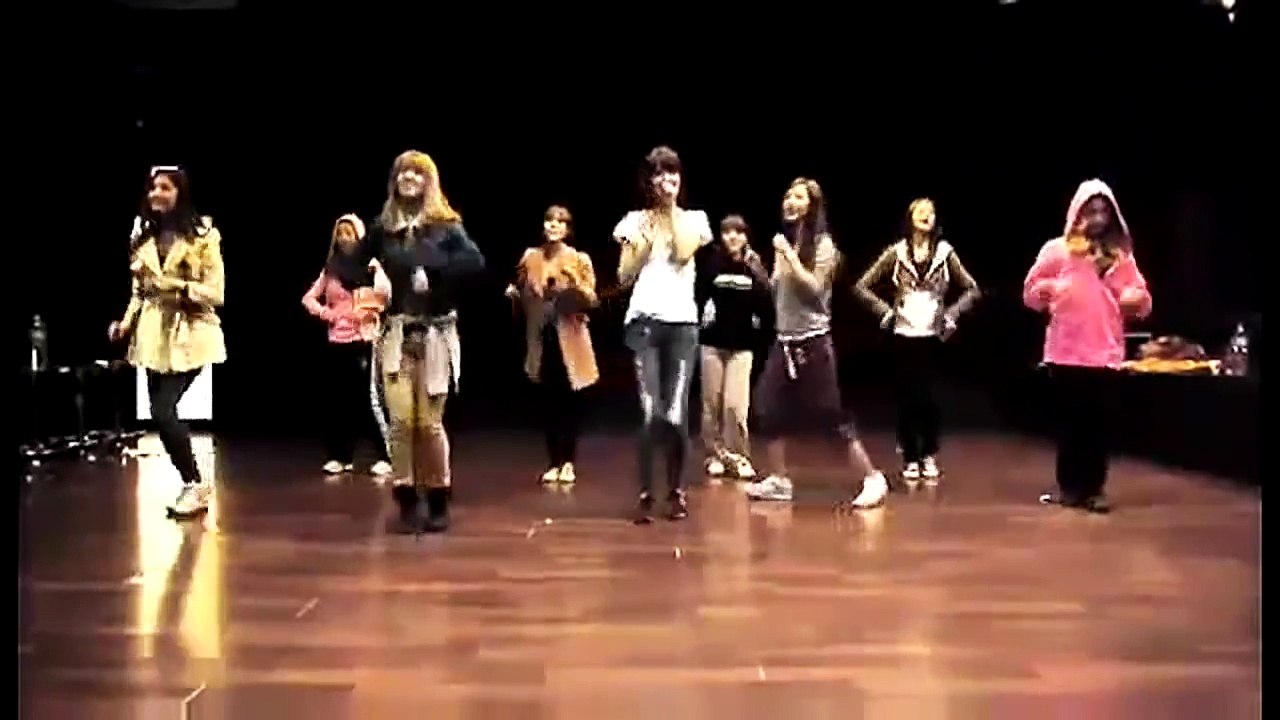 110324 SNSD (Girls' Generation) - My Best Friend Dance Practice