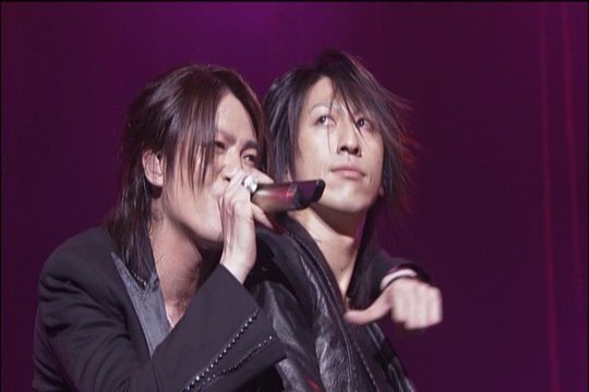 GLAY 『Billionaire Champagne Miles Away』CONCERT TOUR 2004 X-RATED　HD