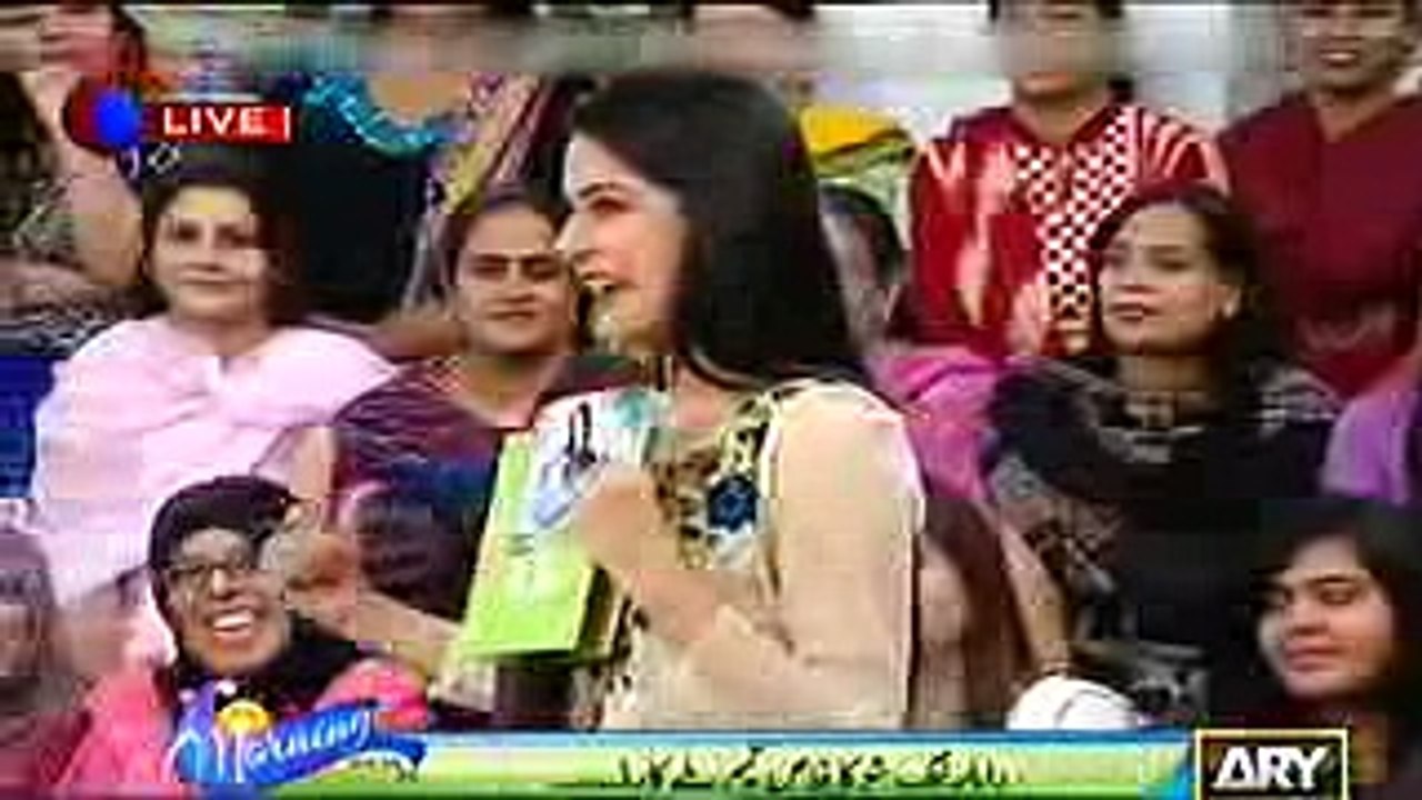 Amir Liaquat Tharki with Sanam Baloch in LIVE Show