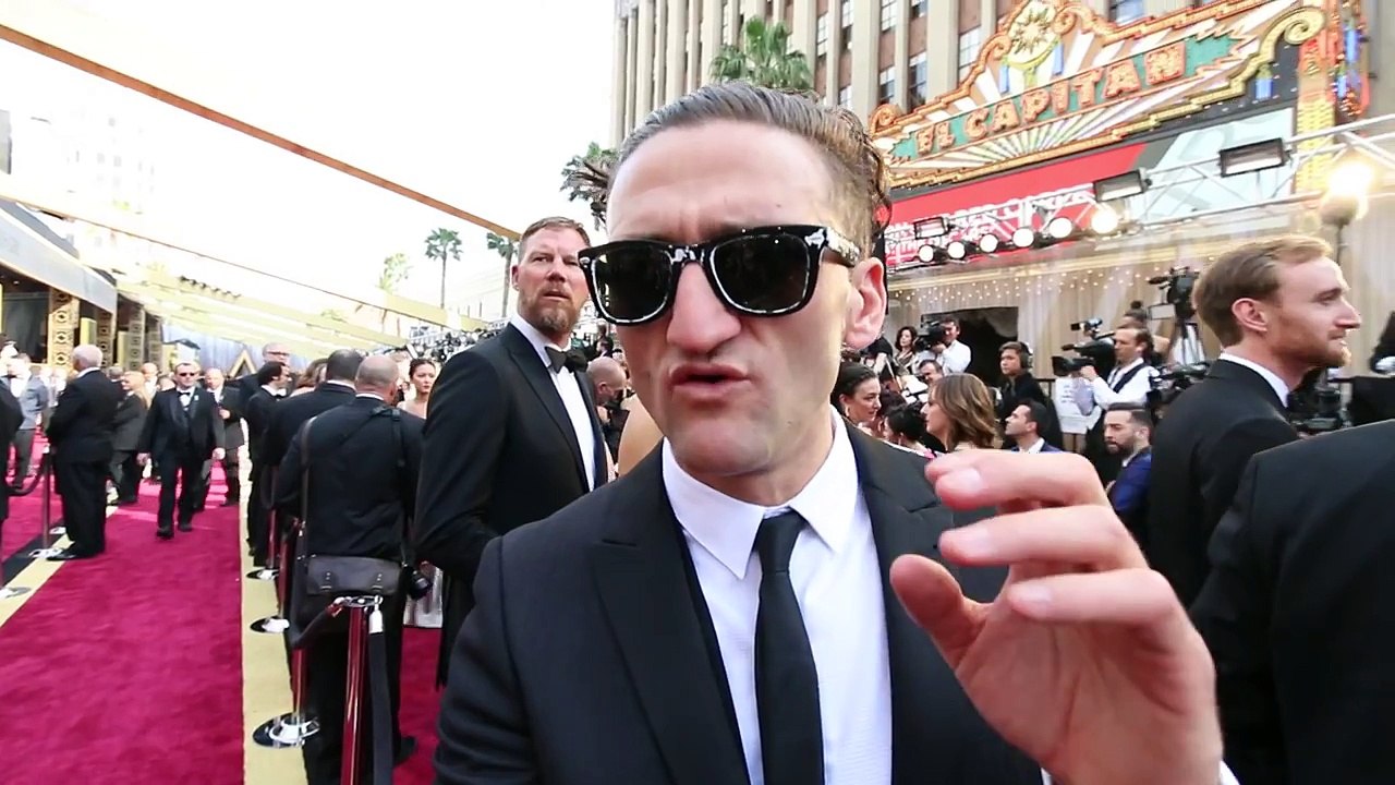 CRASHING THE OSCARS