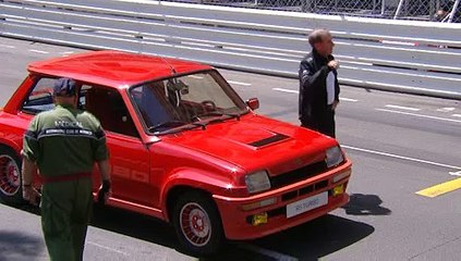 Renault Clio RS 16, sur la piste F1 de Monaco