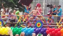 Sense8 Season 2 - Miguel Angel Silvestre getting naked and dancing with Alfonso Herrera - Sao Paulo Gay Pride Parade 2016