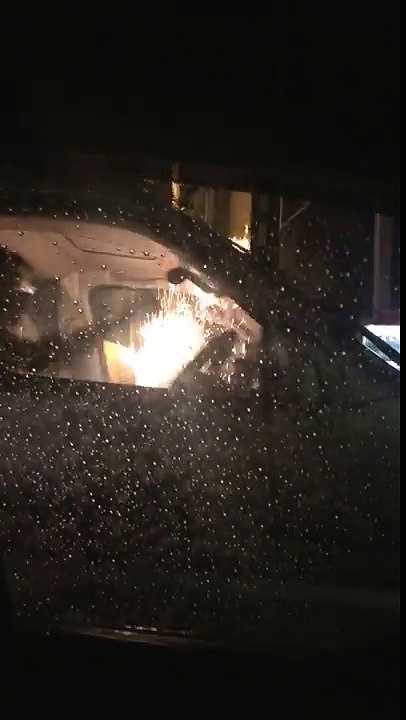 華の恵司 花火番外編  燃えちゃいます車の中で打ち上げ花火やっちゃいま