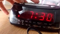 Unboxing and reviewing the mavi alarm clock radio