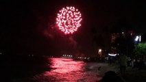 Fuegos artificiales Ala moana beach, Honolulu