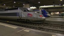 RATP, SNCF, raffineries : le point sur une semaine sociale chargée - Le 30/05/2016 à 6h53