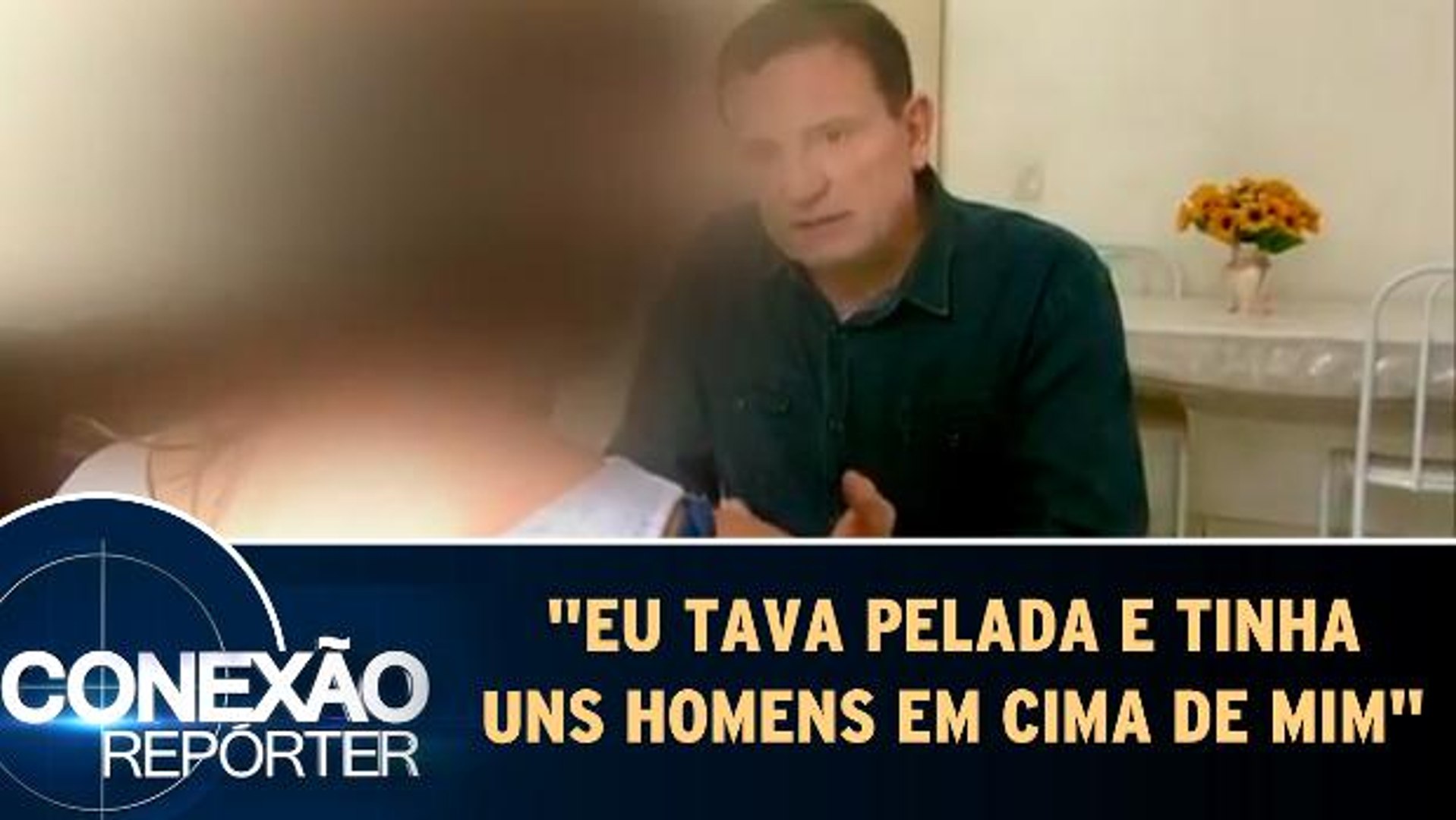 Eu tava pelada e tinha uns caras em cima de mim