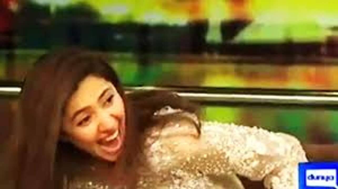 Mahira Khan Insulted By Phone Caller In Muskurati Morning