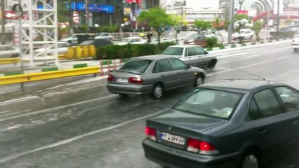 تگرگ بی سابقه در تهران - 1391/1/27 یکشنبه- ( سیل کوچیک تهران )