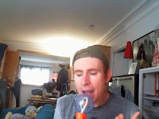 Wiwi égratigne "hello Rio" d'Ottawan