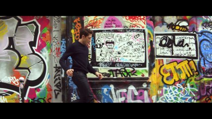 Mathieu Ganio : le danseur étoile célèbre le Moc' dans Paris | Vogue Hommes et J.M. Weston