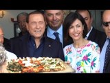 Napoli - Berlusconi, pizza sul lungomare con la Pascale e la Carfagna (28.05.16)