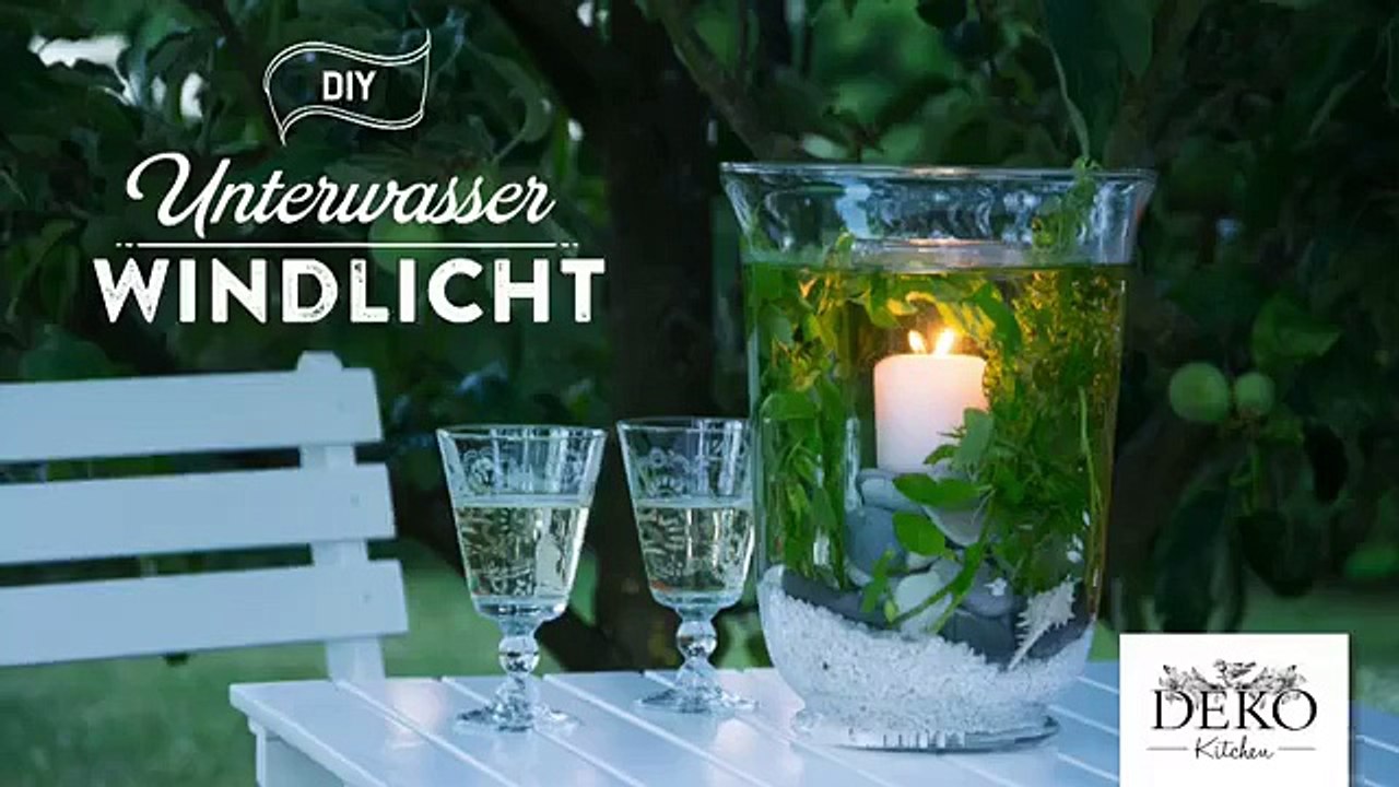 Un vase placé dans un autre, quelques cailloux ajoutés et un peu d'eau pour cette jolie réalisation !