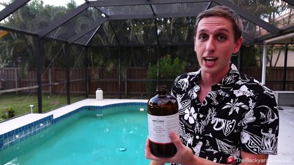 Il allume un feu sur sa piscine grâce aux lois de la science