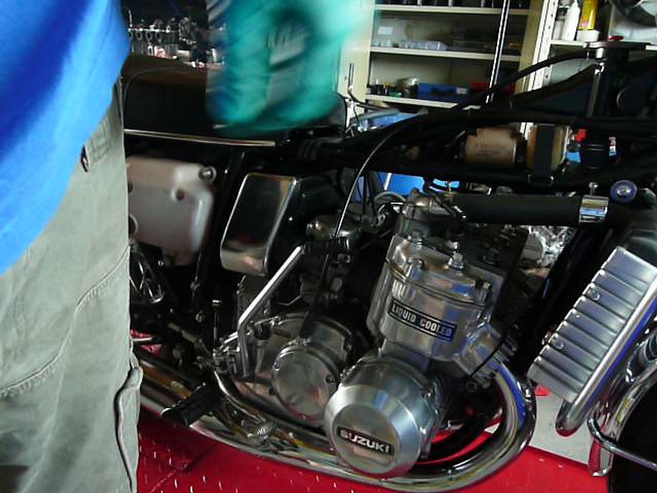 Suzuki Gt 750