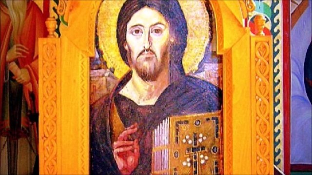 Лик Христа на скале