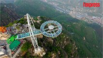 Chine: une plateforme vitrée suspendue à 400m au dessus du vide