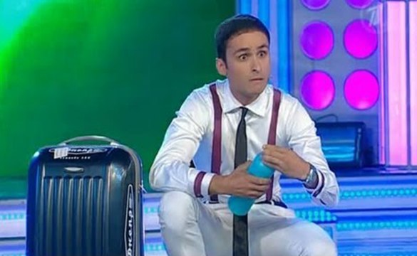 Муж был в недоумении, увидев количество кремов, которые собралась взять с собой на курорт его жена