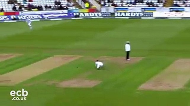 Alastair Cook Brings His 10000 runs in Test cricket