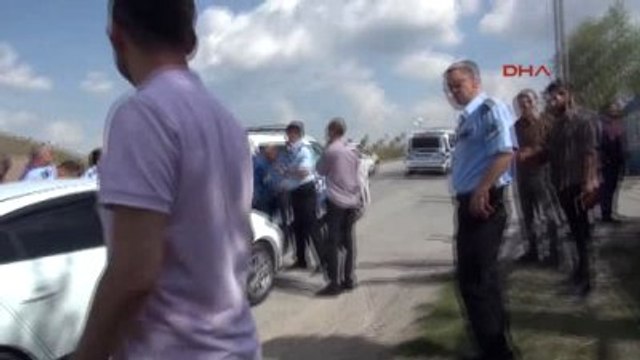 Eskişehir Boşanma Davası Süren Eşini Öldürüp, Sevgilisini Ağır Yaraladı