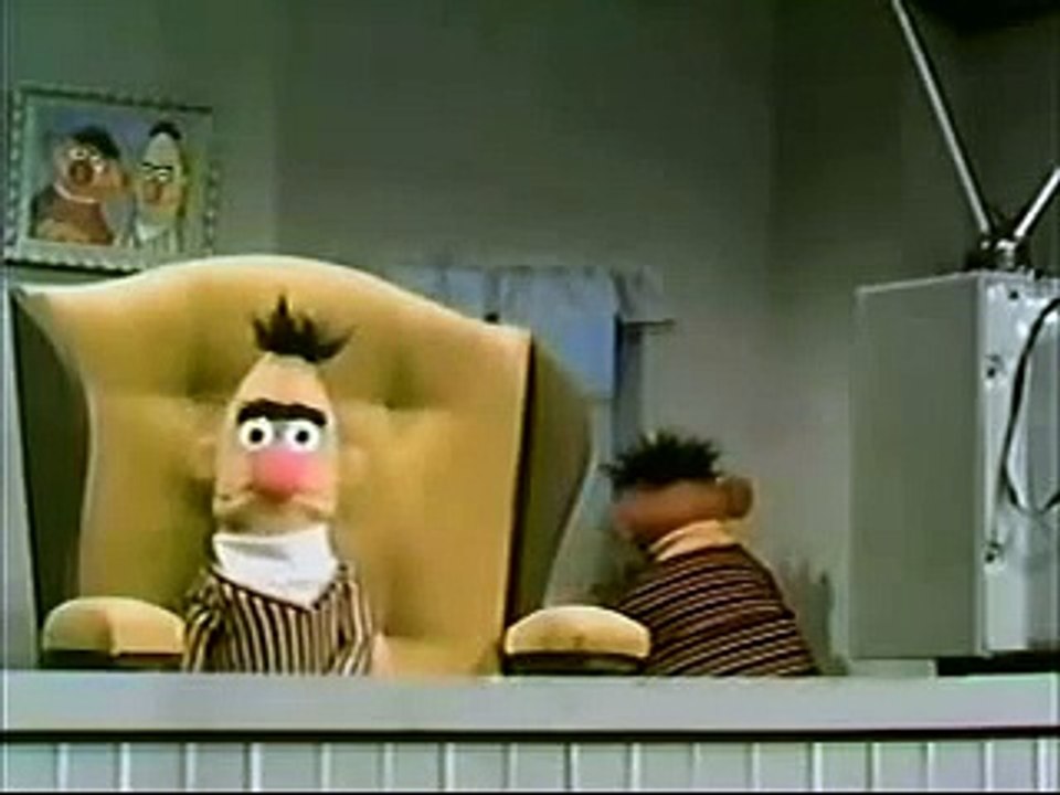 vlc-record-2016-05-29-10h47m55s-Classic Sesame Street - Ernie and Bert