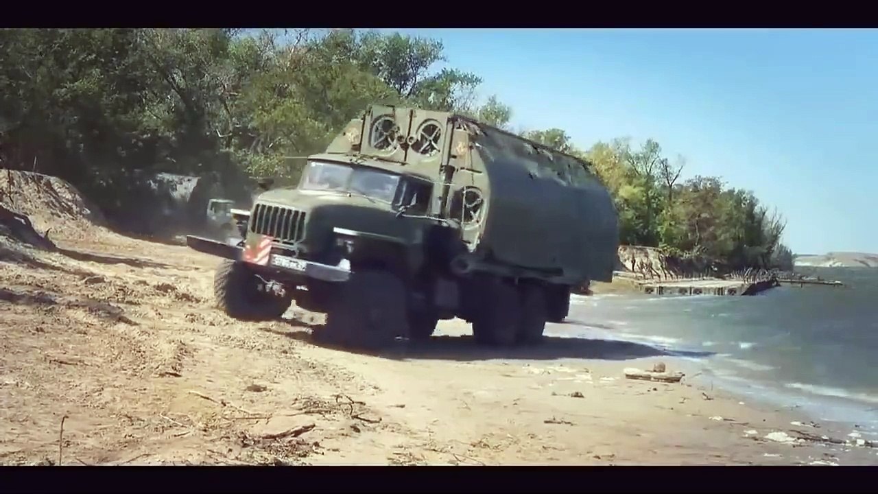 Watch how russian build bridges during Wars