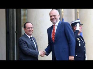 Ora News – Gjeniu i letrave shqipe nderohet në Francë me titullin “Komandant i Legjionit të Nderit”