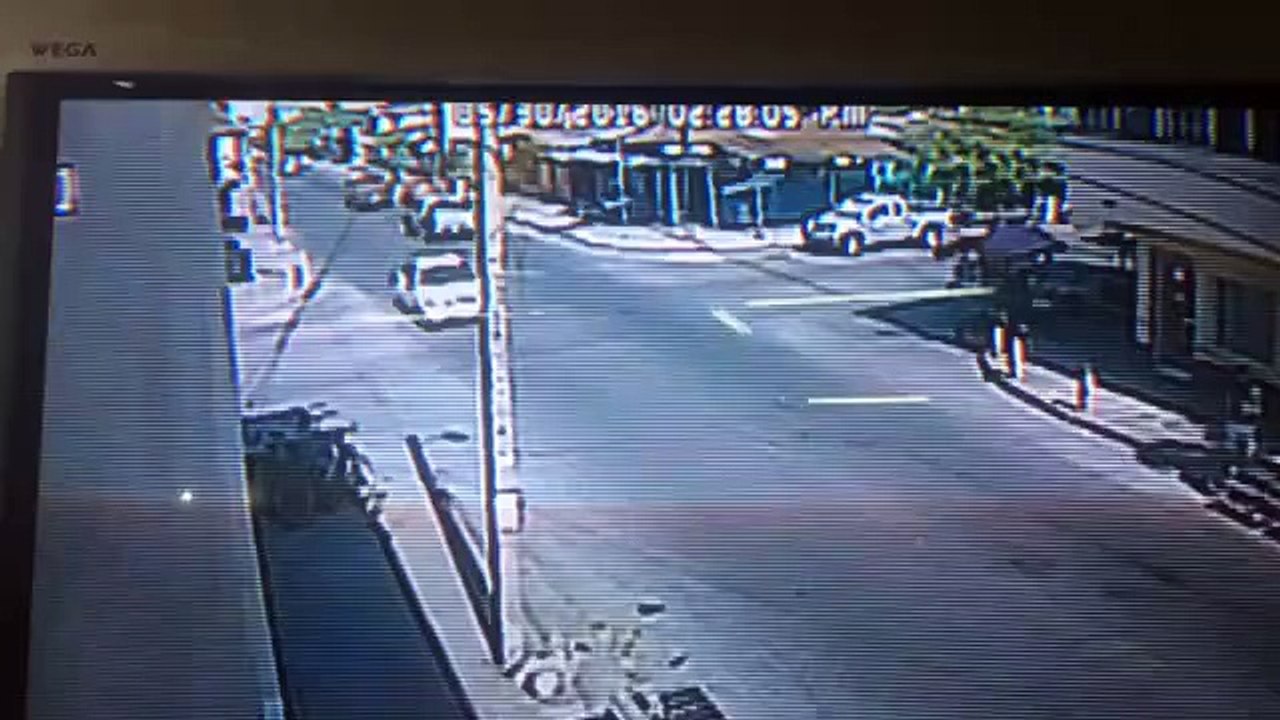 Siete heridos deja choque entre rapidito y un pickup en la 12 calle de San Pedro Sula