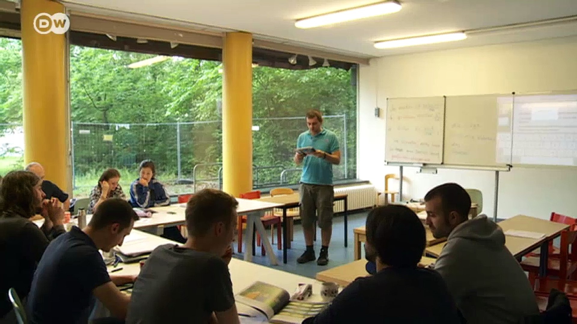 Migrants in Germany - the language barrier | DW News