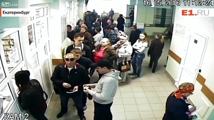Girl cuts in front of guy in line, guy picks her purse in retaliation
