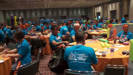 600 Volunteers, 1 Day and a Year of Holidays | AT&T