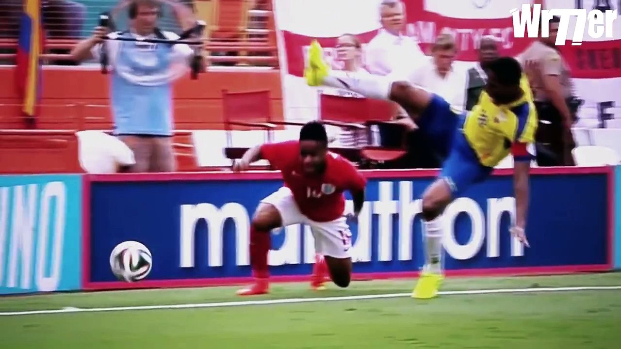 Top 10 Brutal Tackle With Red Cards • Dirty Football Moments ᴴᴰ