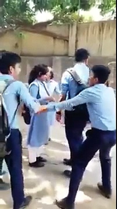 Bangladeshi College Guy Proposing  Publicly   Bangladesh   Love proposal   Dhaka Commerce College 64