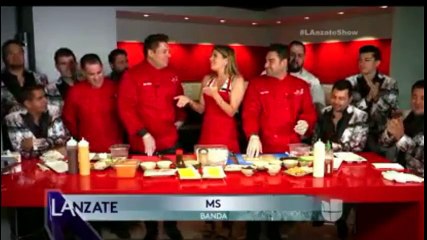 BANDA MS cocinando SUSHI estilo culiacan con EL SUSHI LOCO - Lanzate Univision