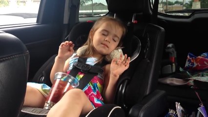 Little girl struggles to stay awake during favorite song