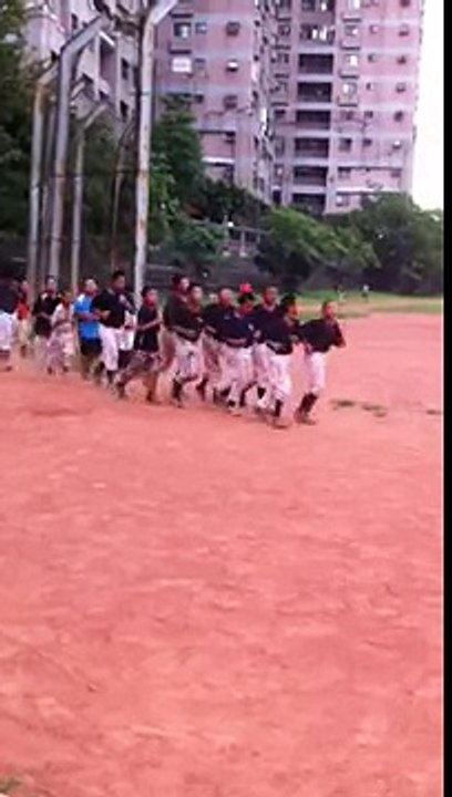 2012 07 23 快樂的跑步+喊聲