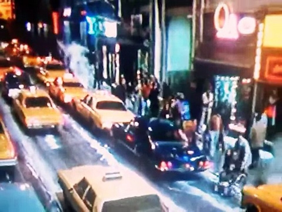 Forrest Gump: Forrest conoce al teniente Dan (Español Latino)